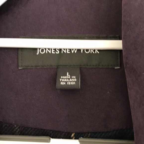Jones New York winter coat jacket deep plumb color size large. - Picture 2 of 4